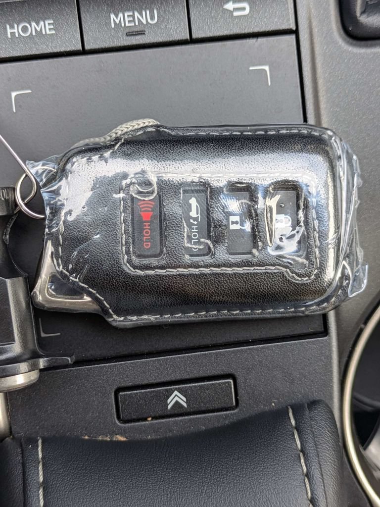 Used 2018 Lexus NX 300h AWD w/ Comfort Package image 34