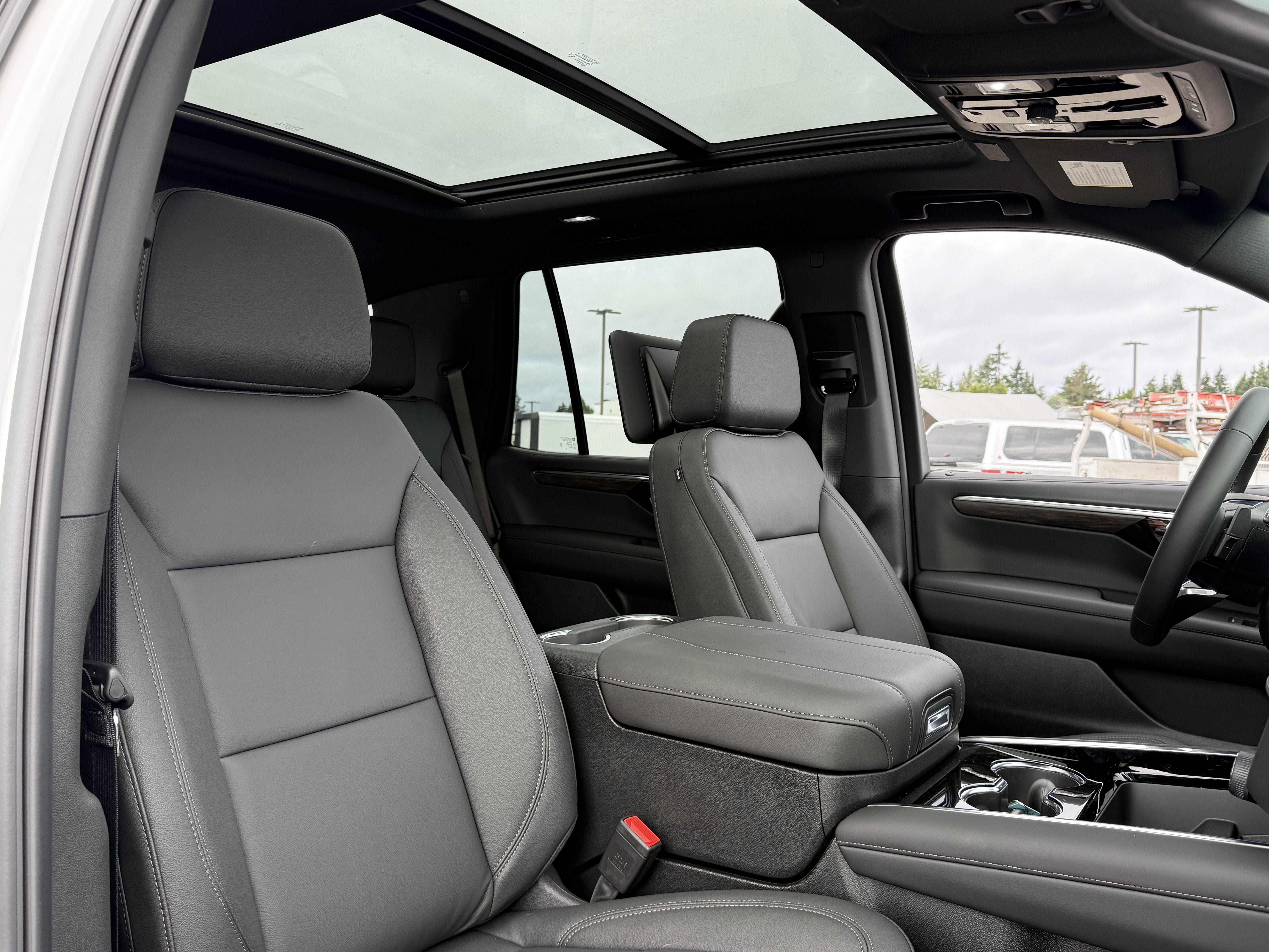 New 2026 Chevrolet Tahoe Z71 w/ Z71 Off-Road Package AWD/4WD image 21