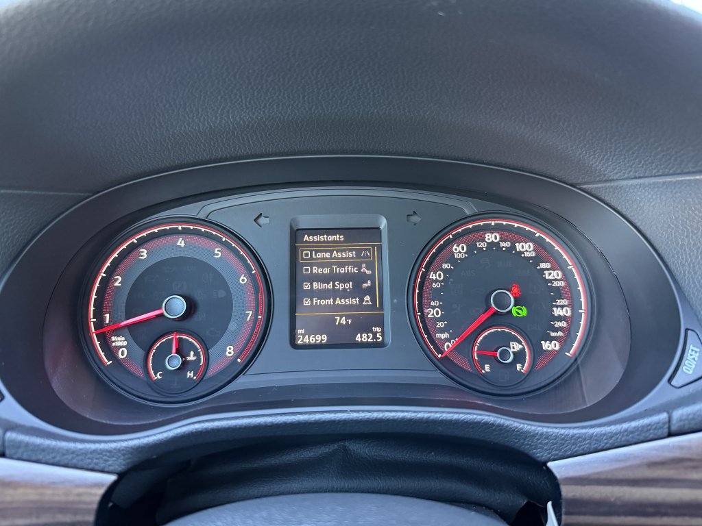 Used 2020 Volkswagen Passat 2.0T SEL image 18