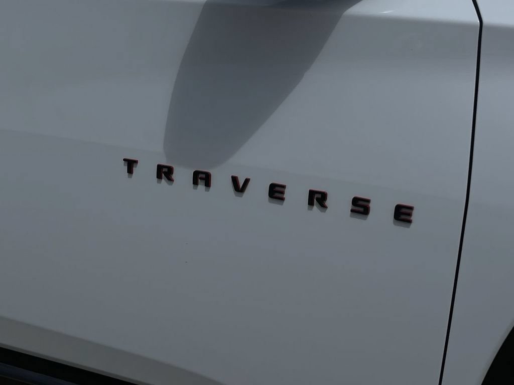 Used 2021 Chevrolet Traverse Premier w/ Redline Edition AWD/4WD image 33