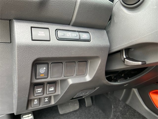 New 2025 Nissan Frontier PRO-4X image 31