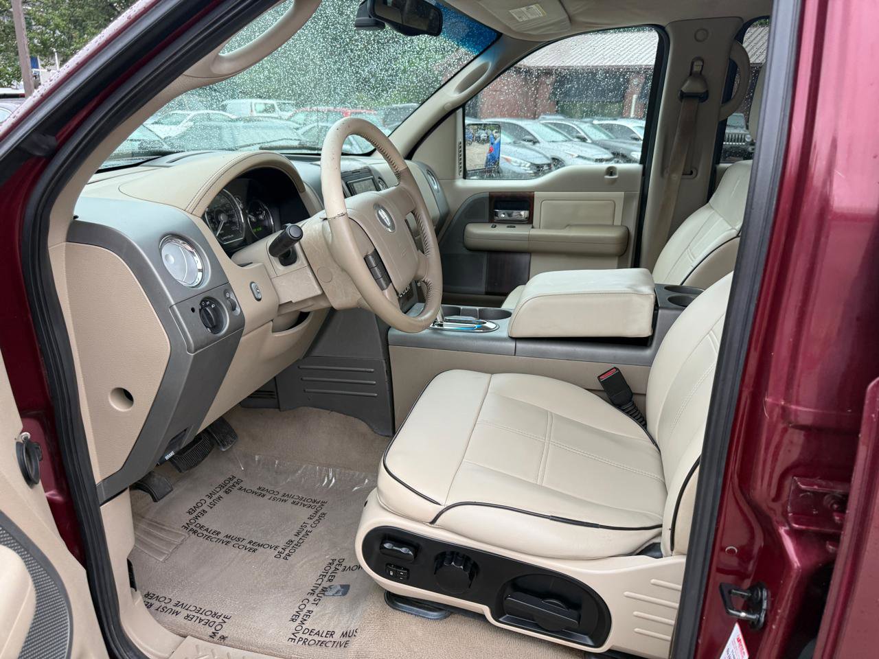 Used 2006 Lincoln Mark LT 2WD image 9