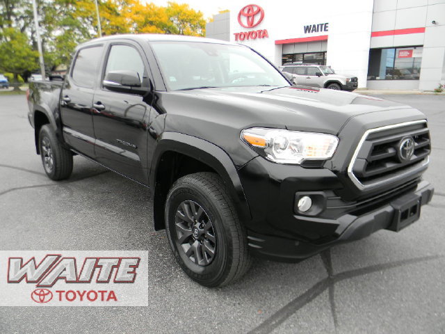Used 2023 Toyota Tacoma SR5 w/ Technology Package