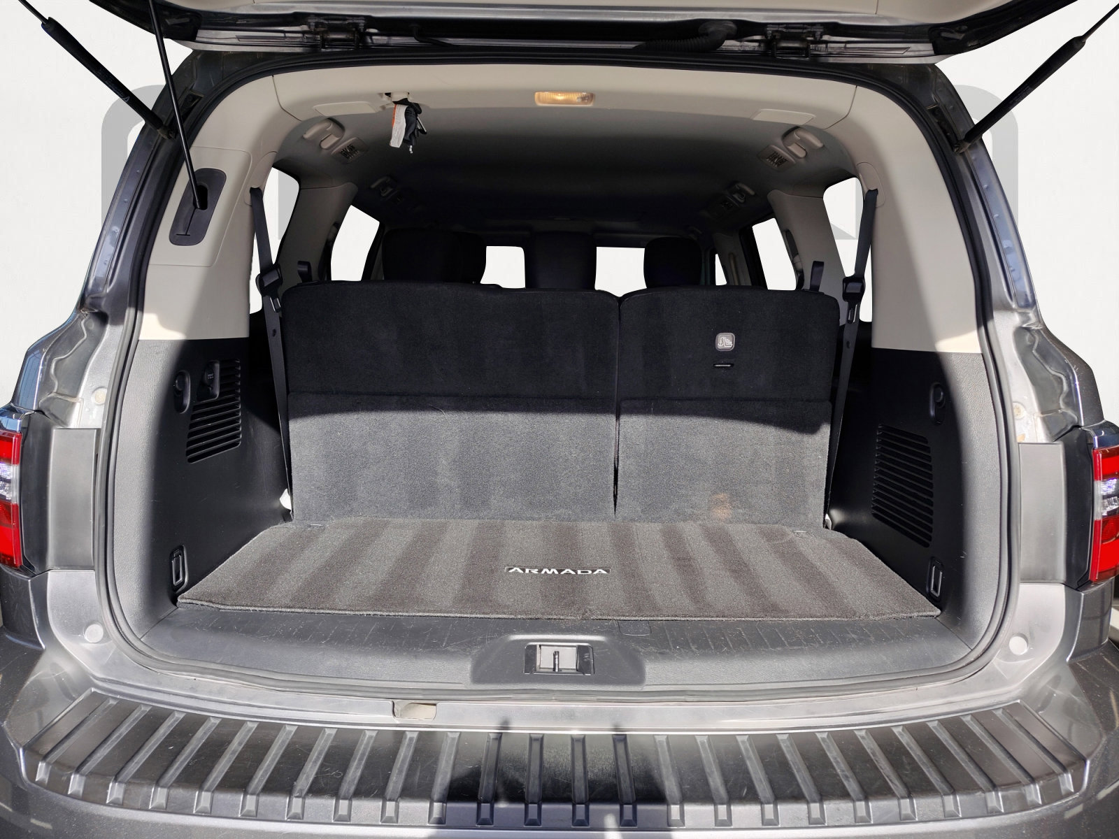 Used 2022 Nissan Armada SL image 15