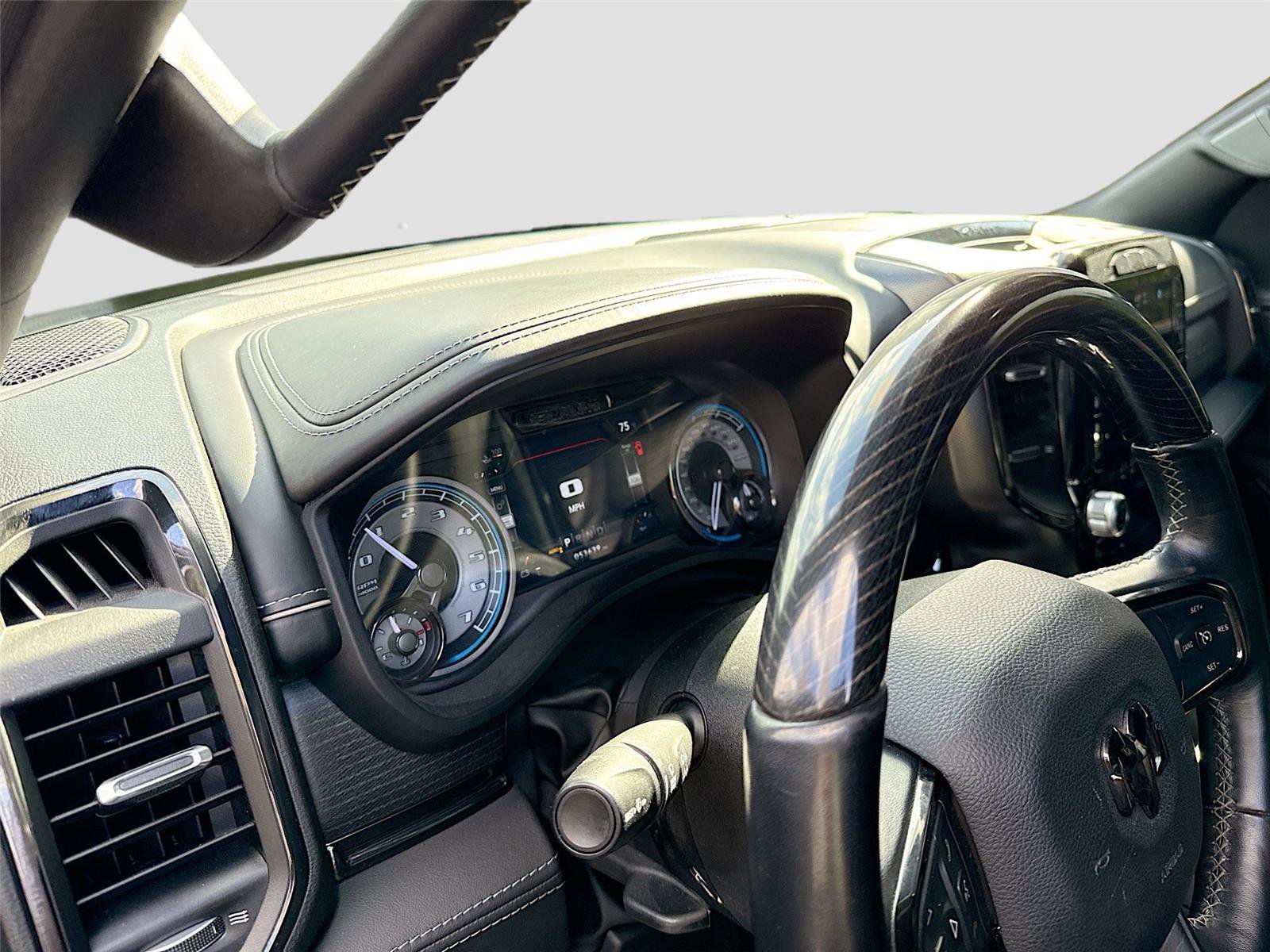 Used 2022 RAM 1500 Limited image 9