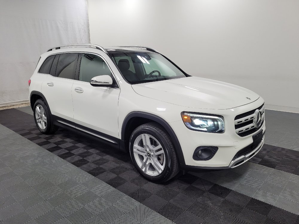 Used 2022 Mercedes-Benz GLB 250 4MATIC w/ Premium Package Lite image 11