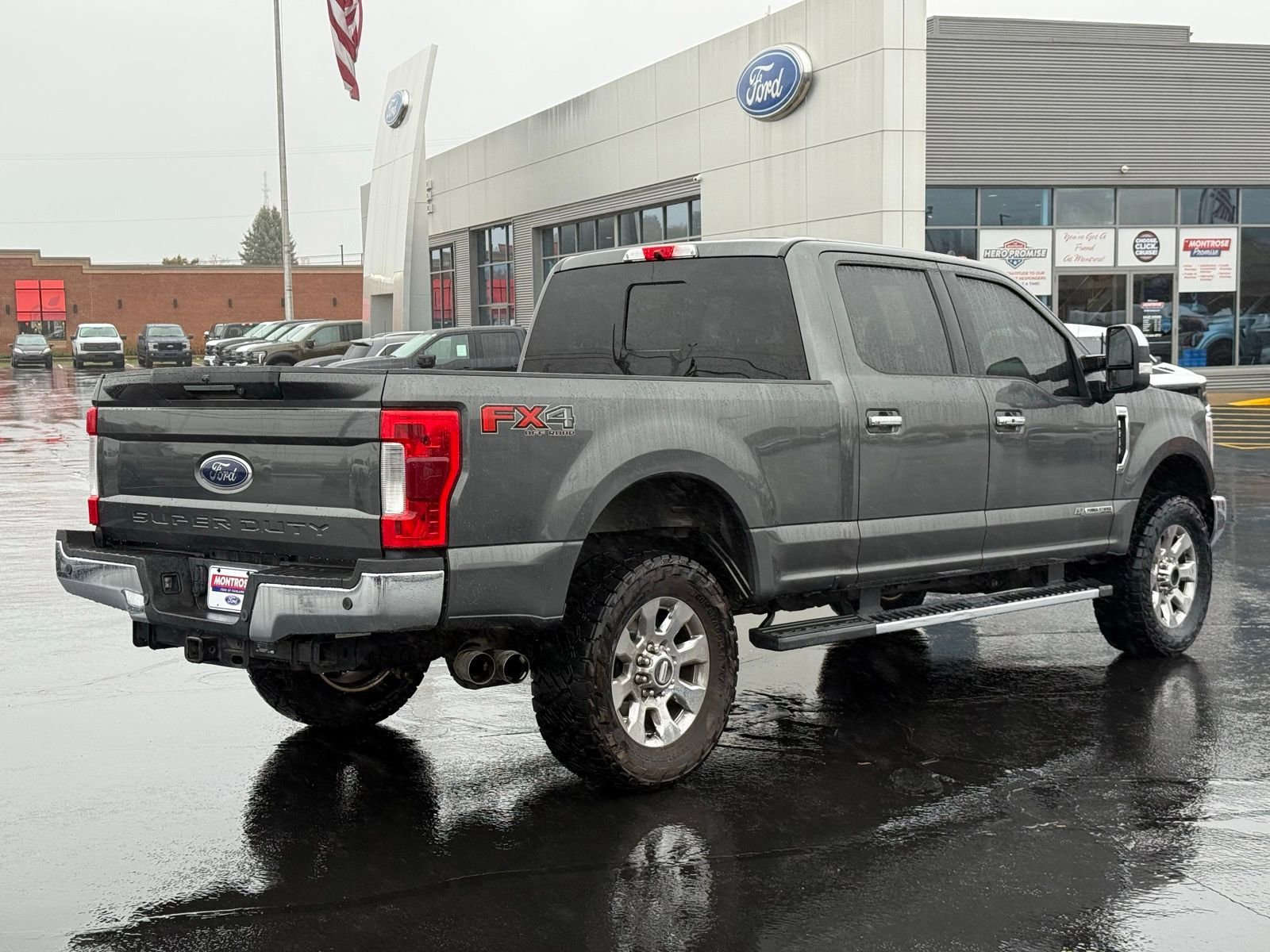 Used 2019 Ford F250 Lariat w/ Lariat Ultimate Package image 3