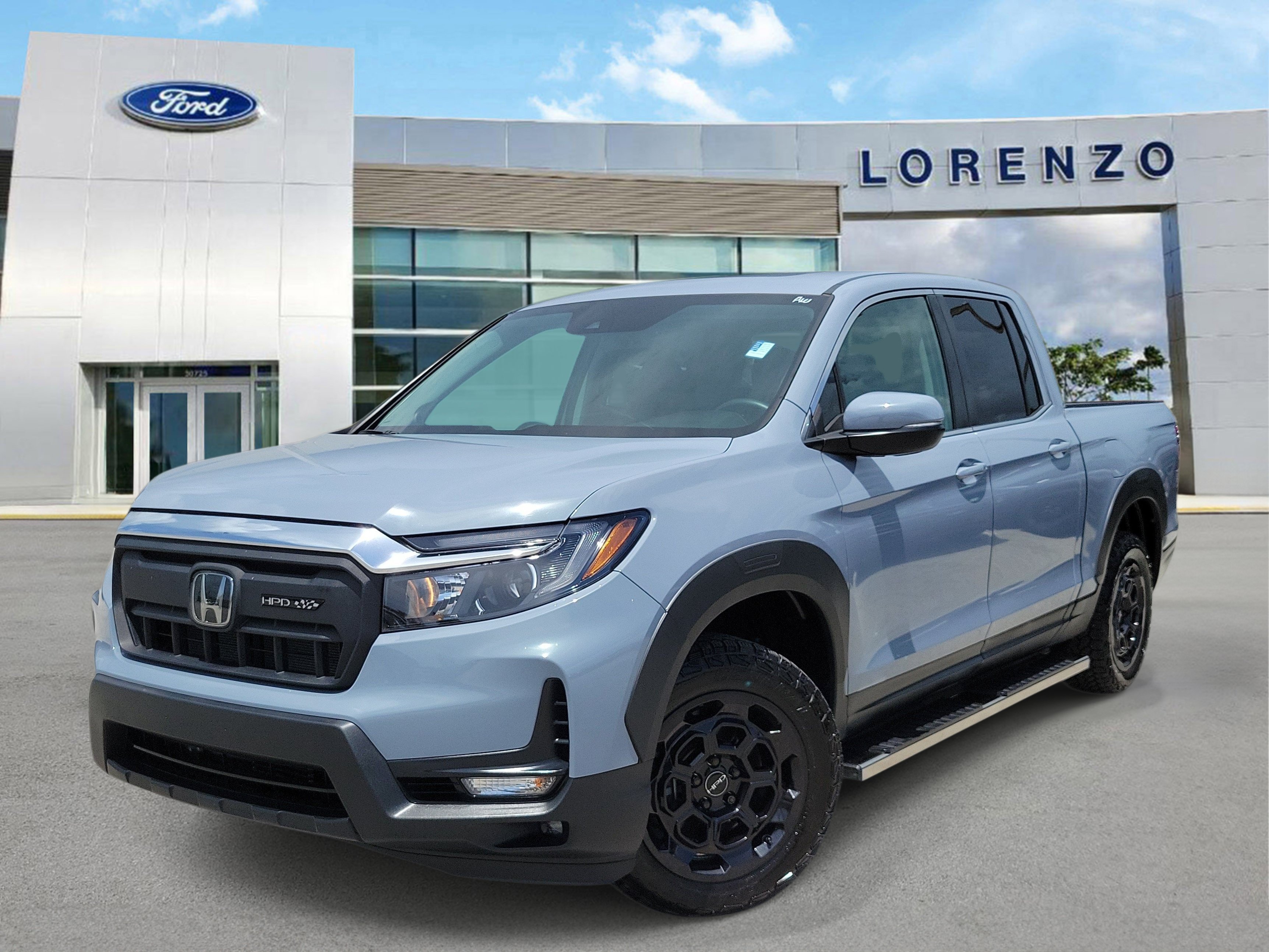 Used 2025 Honda Ridgeline RTL+ image 1