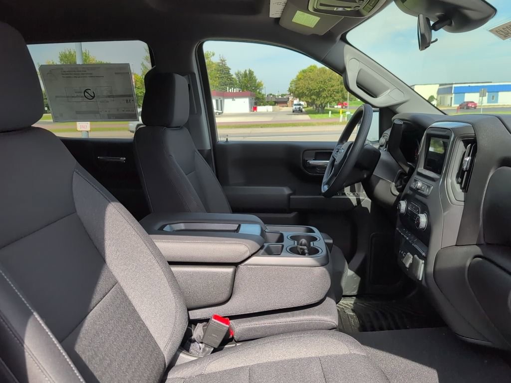 New 2025 Chevrolet Silverado 1500 Custom w/ Rally Edition image 31