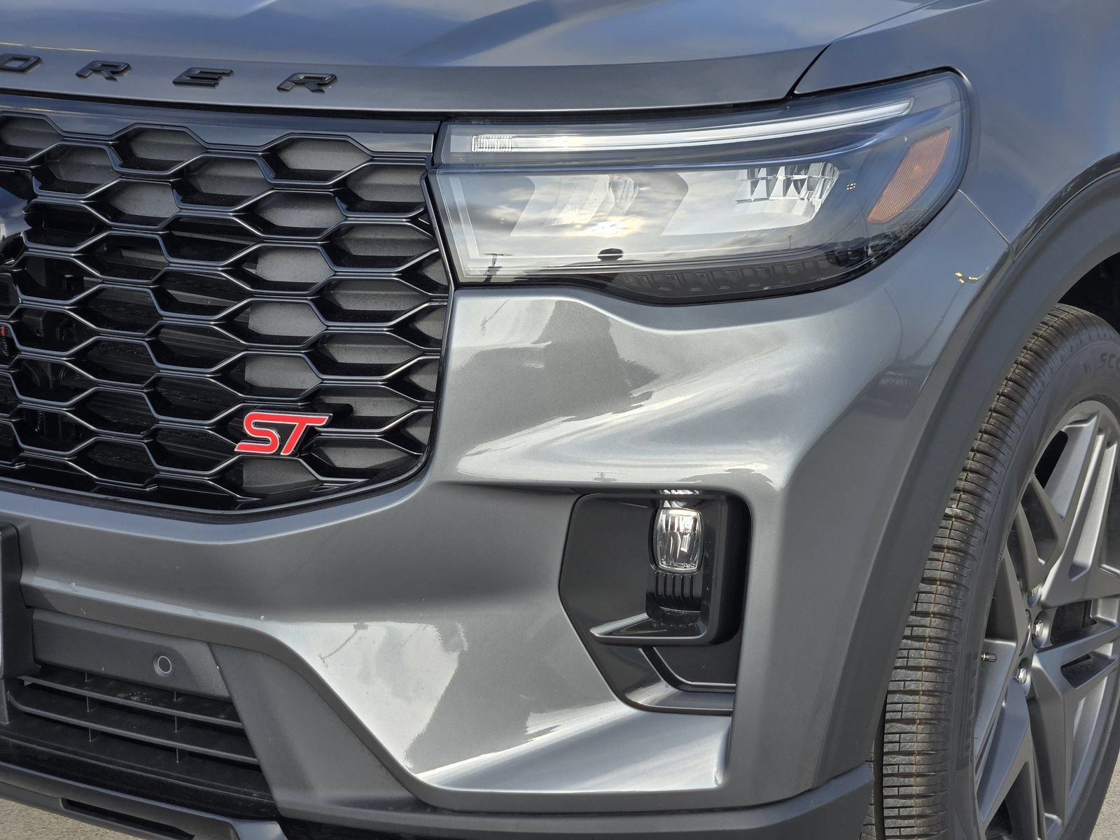 New 2026 Ford Explorer ST AWD/4WD image 10