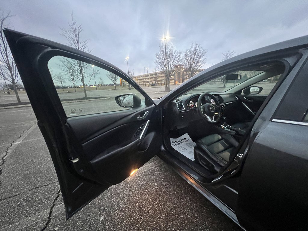 Used 2015 MAZDA MAZDA6 Touring image 16
