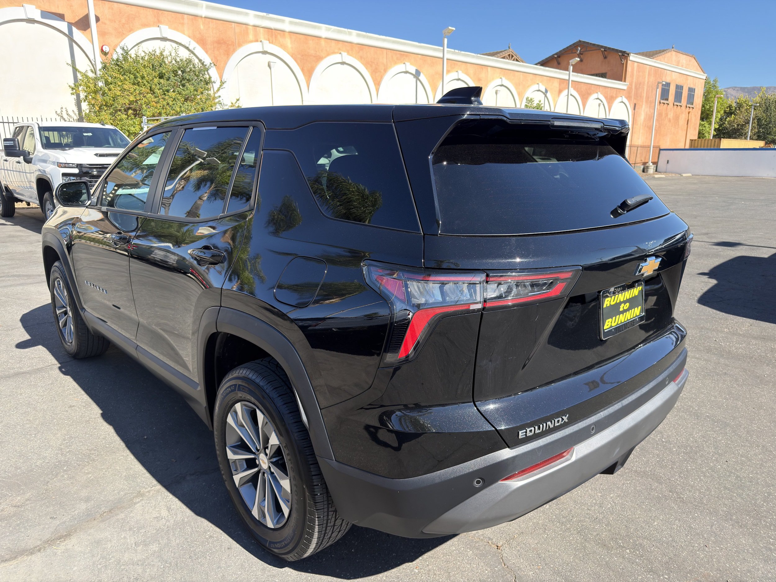 Used 2026 Chevrolet Equinox LT FWD image 6