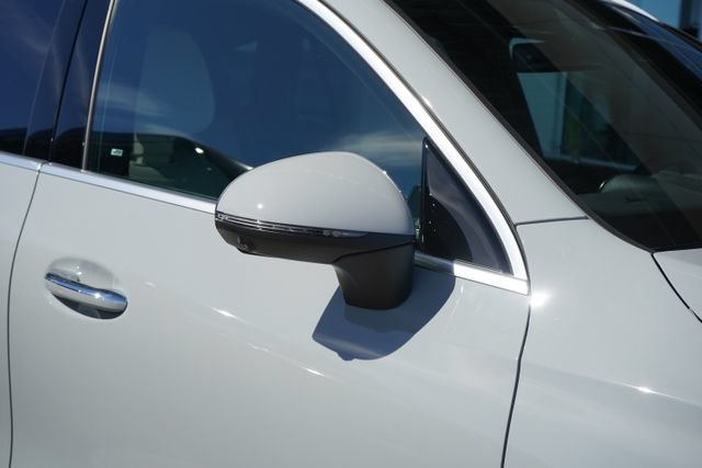 New 2026 Mercedes-Benz GLC 300 4MATIC image 11