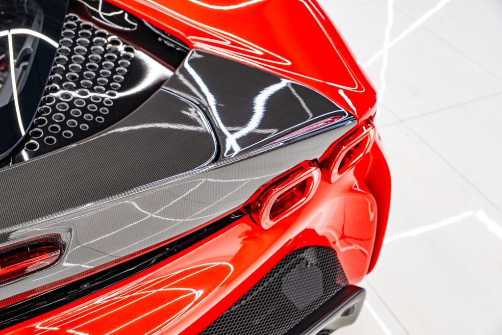 Used 2021 Ferrari SF90 Stradale AWD/4WD image 32