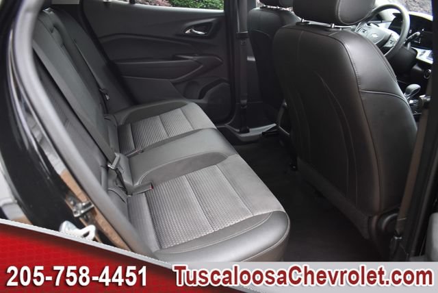Certified 2025 Chevrolet Trax LT FWD image 21