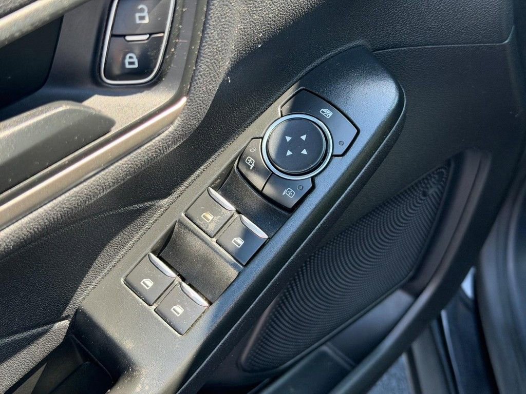 Used 2022 Ford Escape S FWD image 32