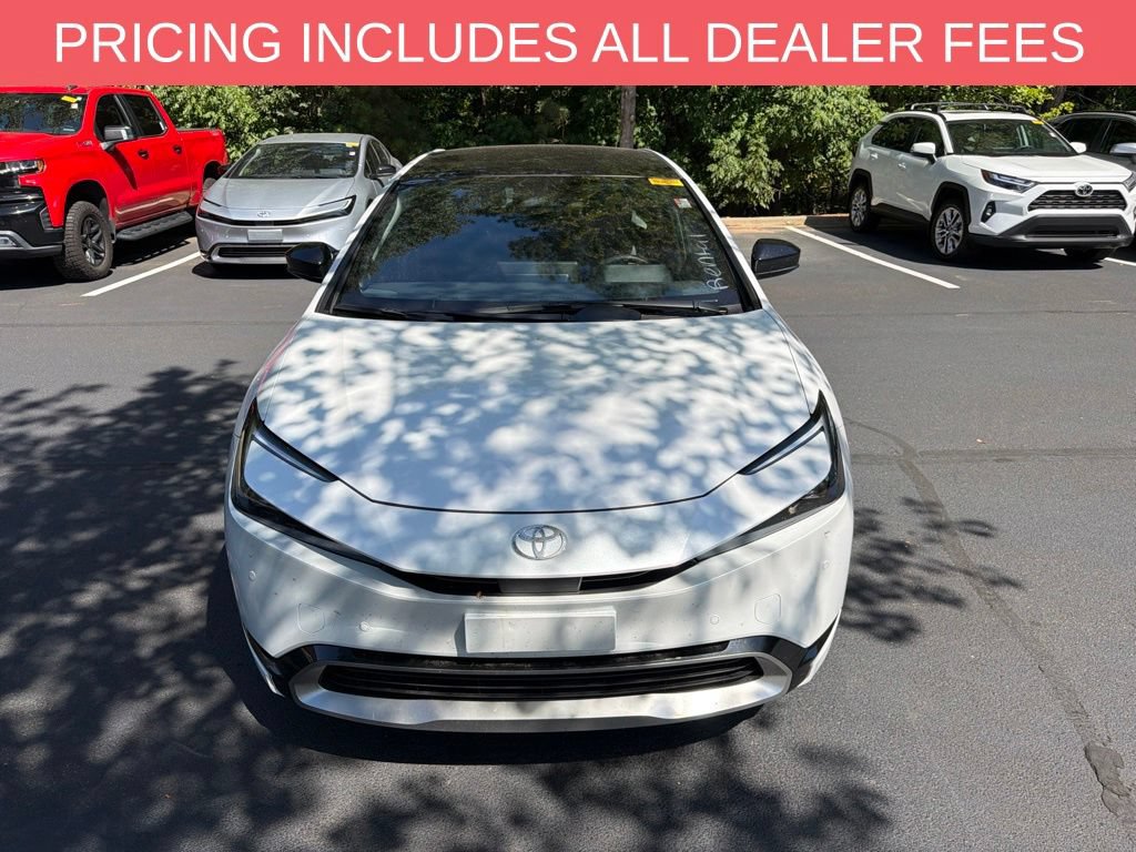 Used 2026 Toyota Prius Plug-In Hybrid FWD image 2