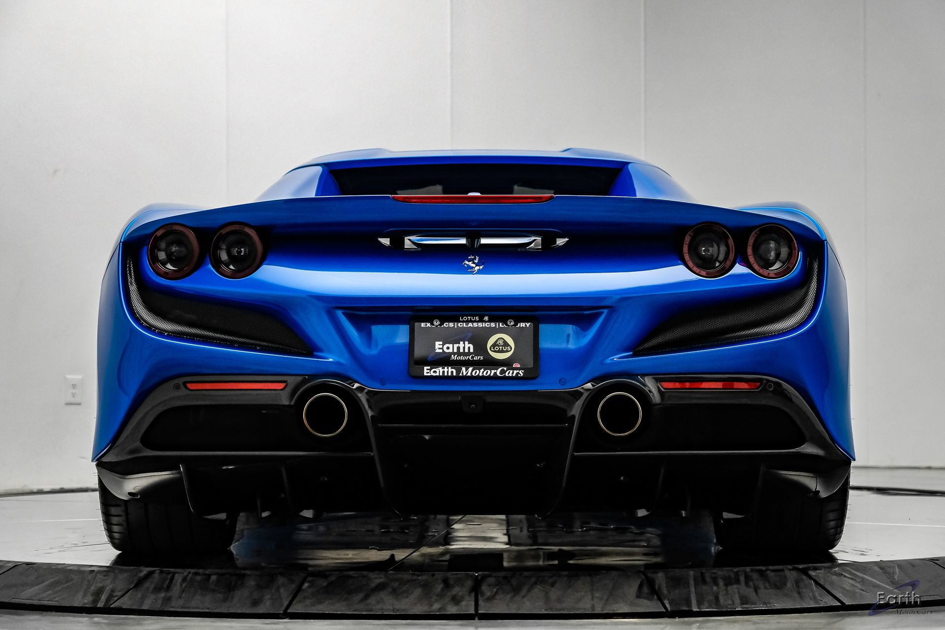Used 2023 Ferrari F8 Tributo RWD image 16
