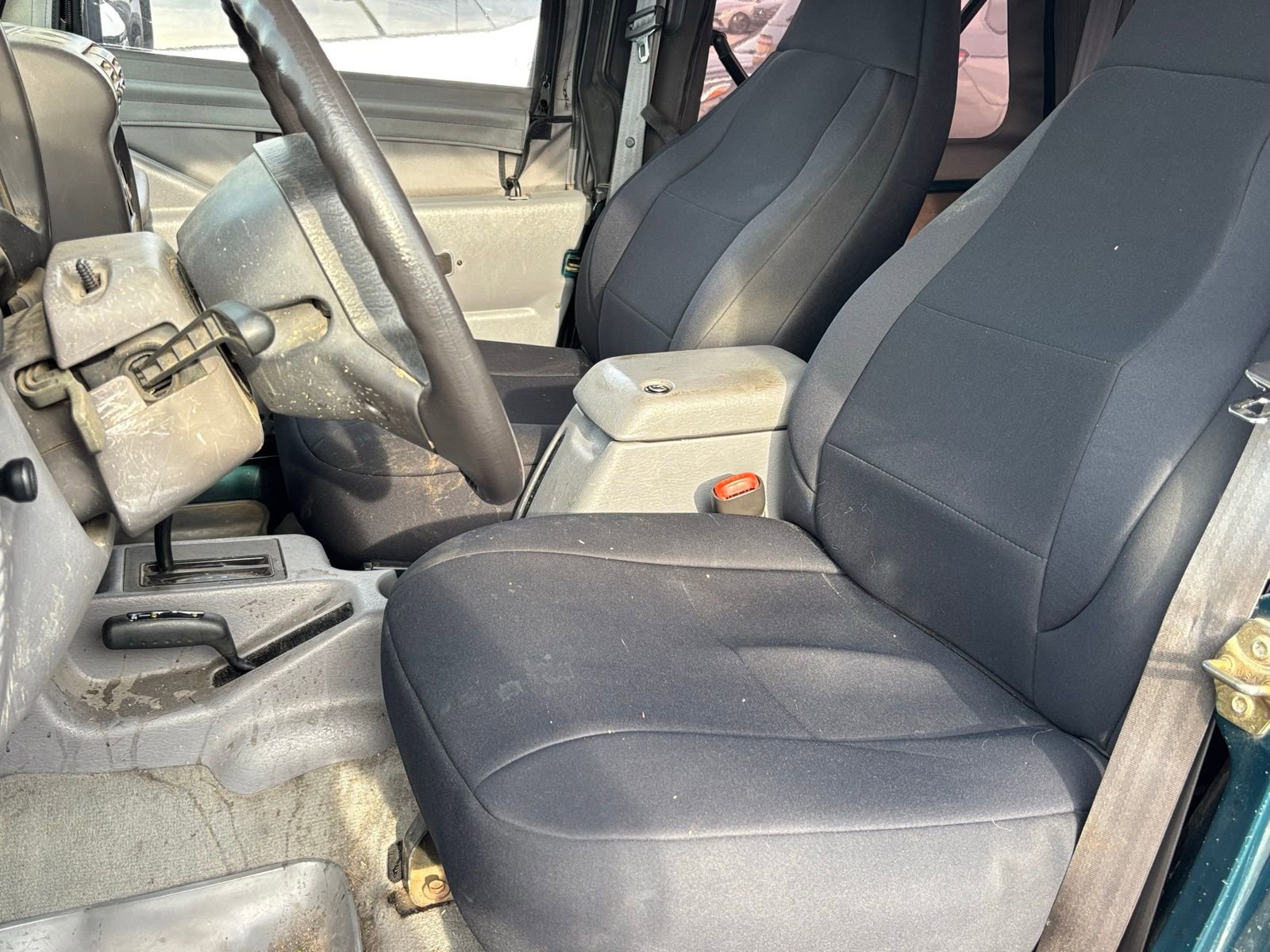 Used 1997 Jeep Wrangler SE AWD/4WD image 7