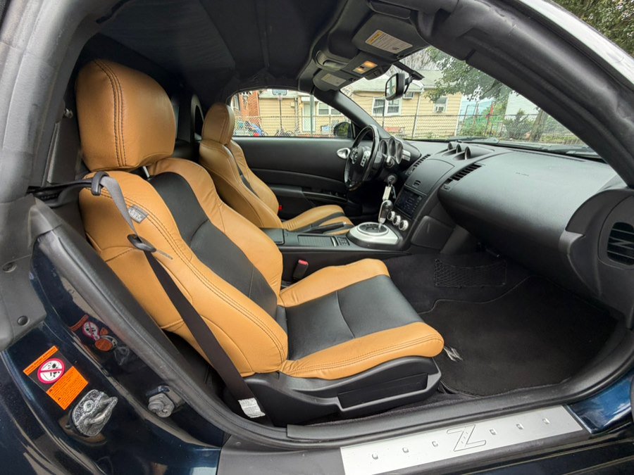 Used 2007 Nissan 350Z Touring RWD image 14