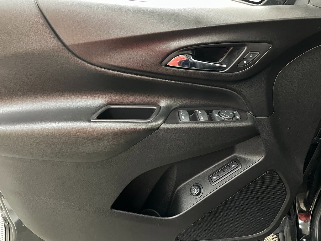 Certified 2020 Chevrolet Equinox LT w/ Midnight Edition image 24
