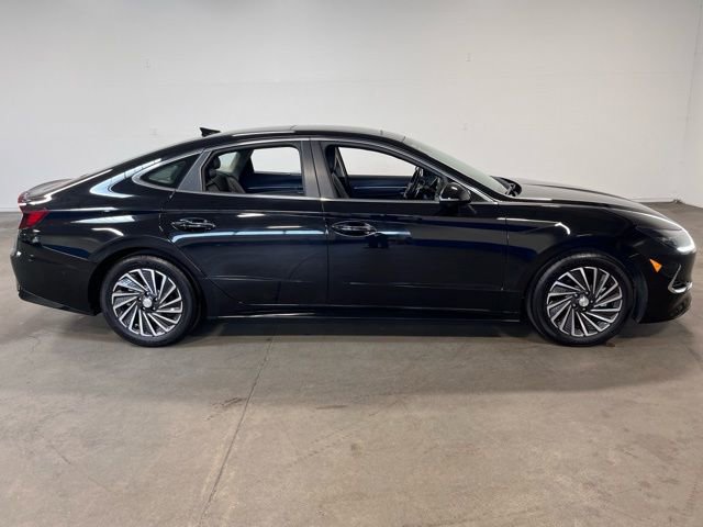 Used 2023 Hyundai Sonata Limited image 2