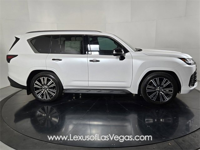 New 2026 Lexus LX 700h Luxury image 3
