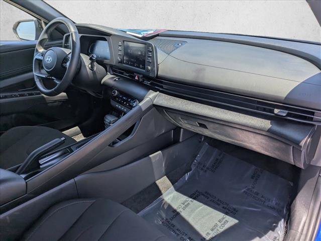 Certified 2025 Hyundai Elantra Sport w/ Cargo Package FWD image 20