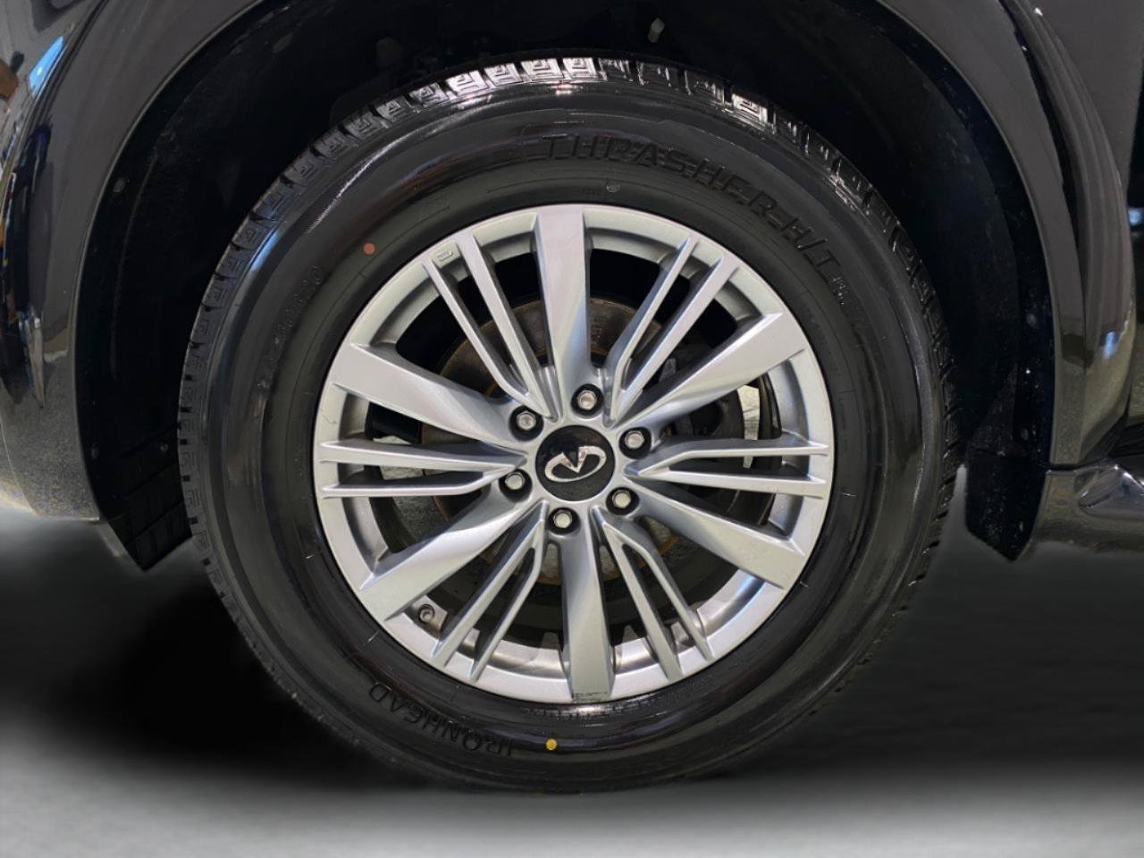 Used 2019 INFINITI QX80 Luxe AWD/4WD image 35
