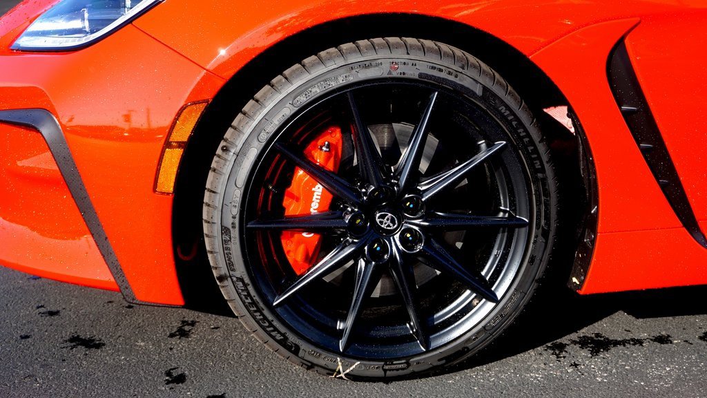 New 2025 Toyota GR86 Premium image 4