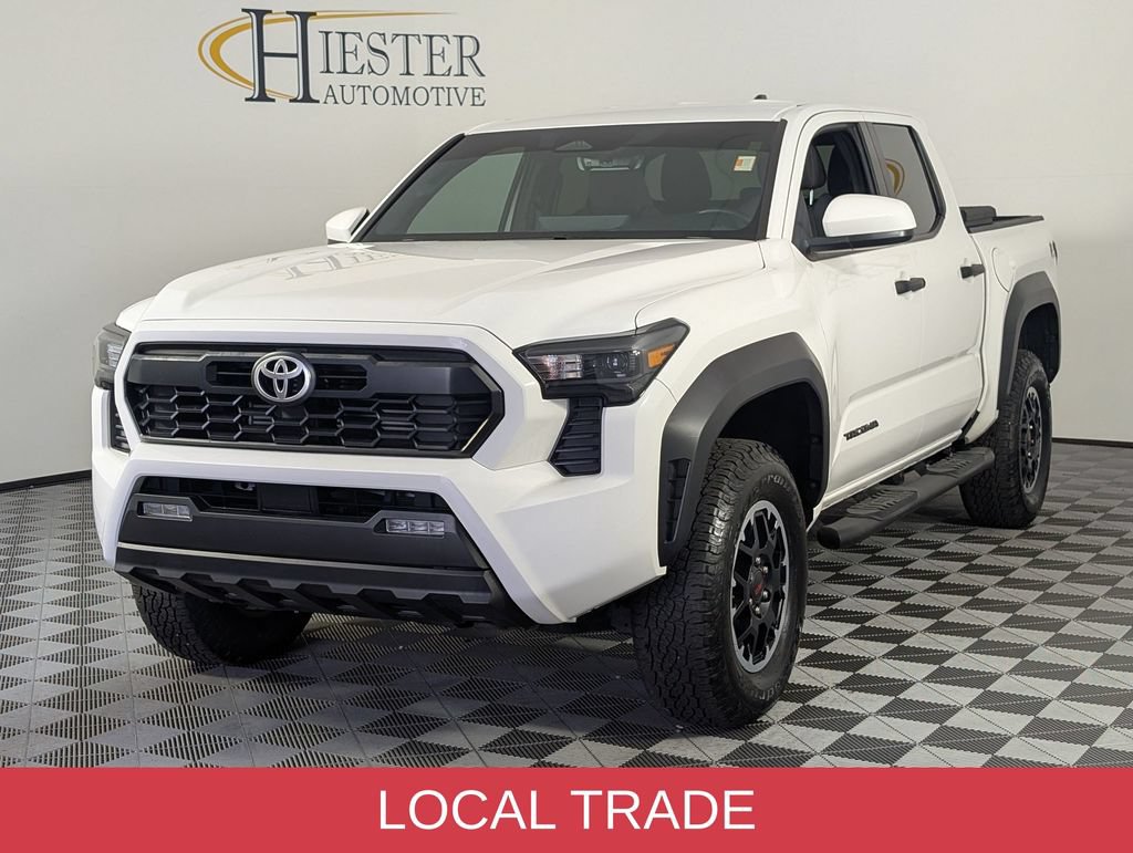 Used 2024 Toyota Tacoma TRD Off-Road AWD/4WD image 4