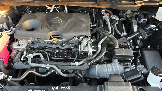 Used 2021 Toyota Sienna XLE image 30