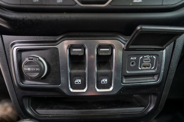 Used 2022 Jeep Wrangler Sport S image 26