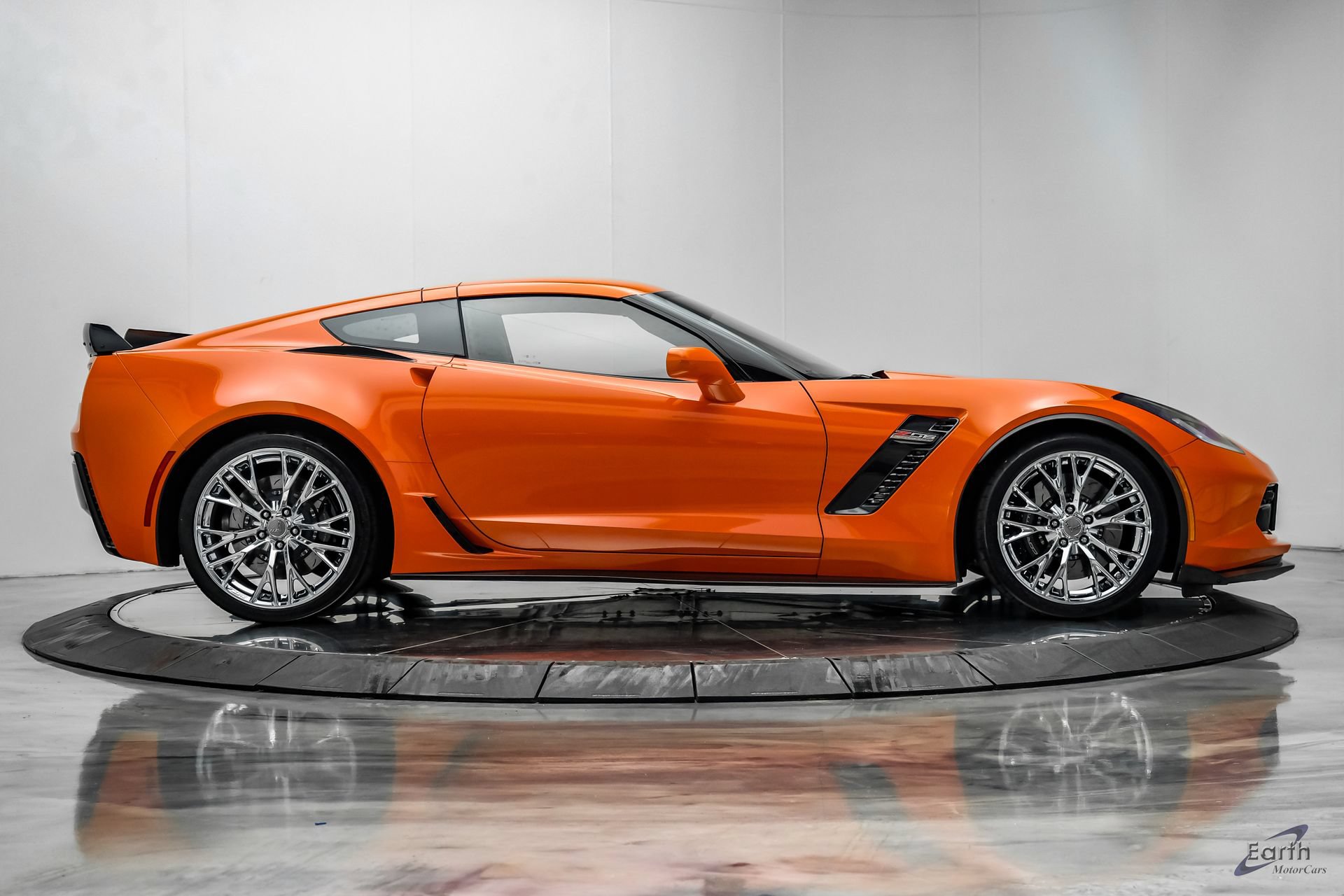 Used 2019 Chevrolet Corvette Z06 RWD image 25