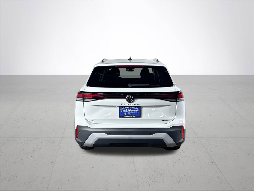 New 2026 Volkswagen Tiguan SE image 7