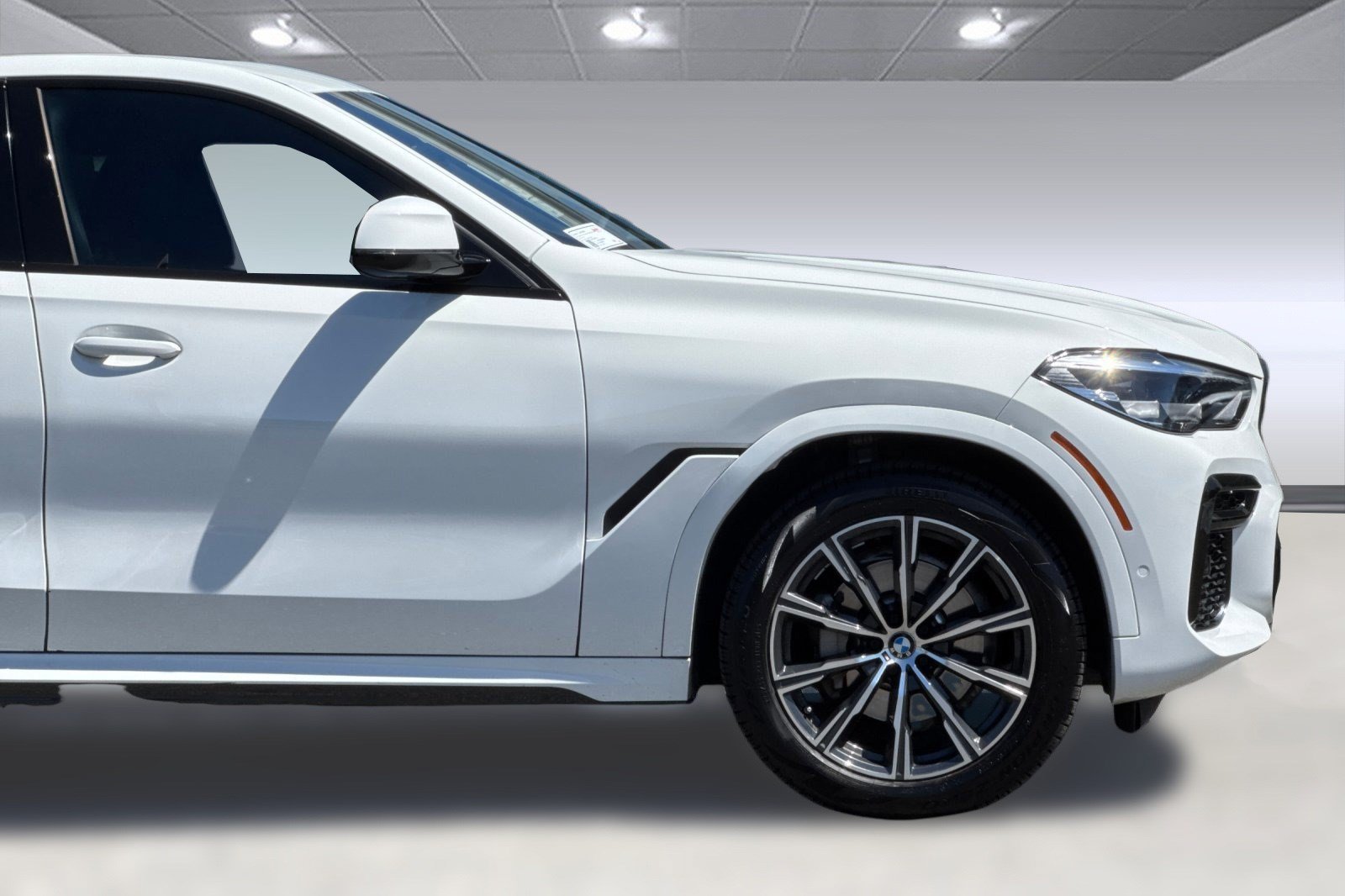 Certified 2023 BMW X6 xDrive40i w/ M Sport Package AWD/4WD image 35