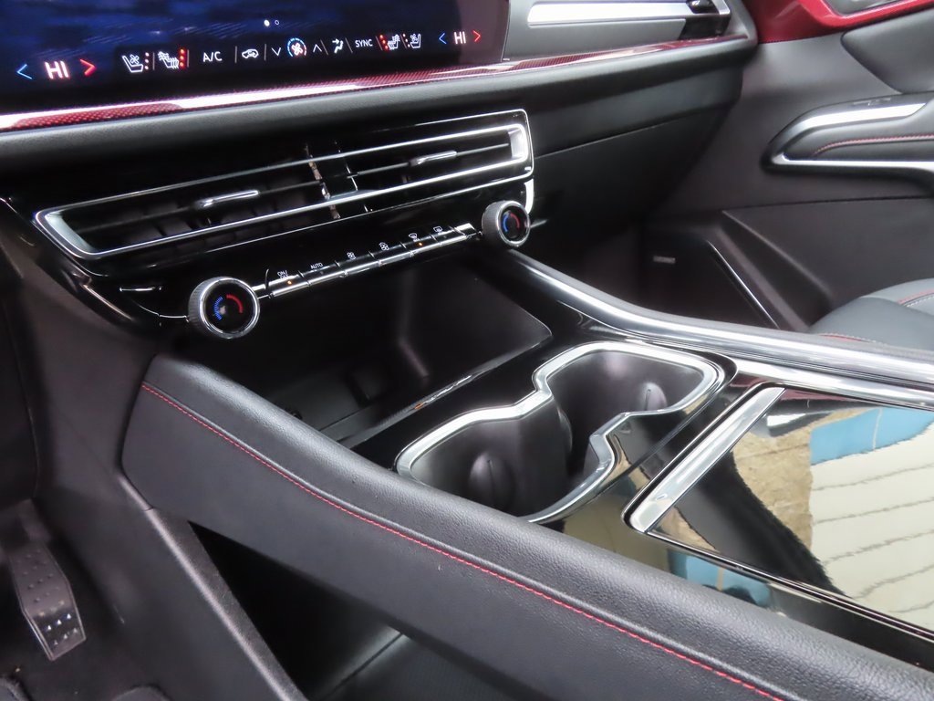 Certified 2024 Chevrolet Traverse RS image 20