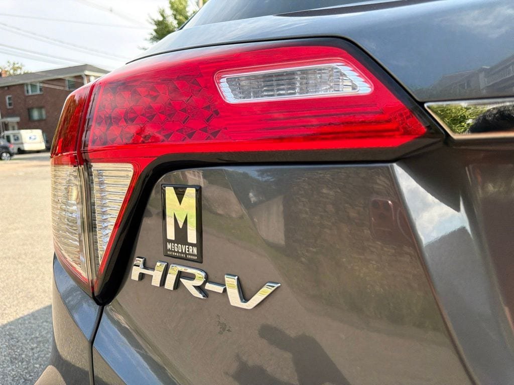 Used 2022 Honda HR-V EX image 11