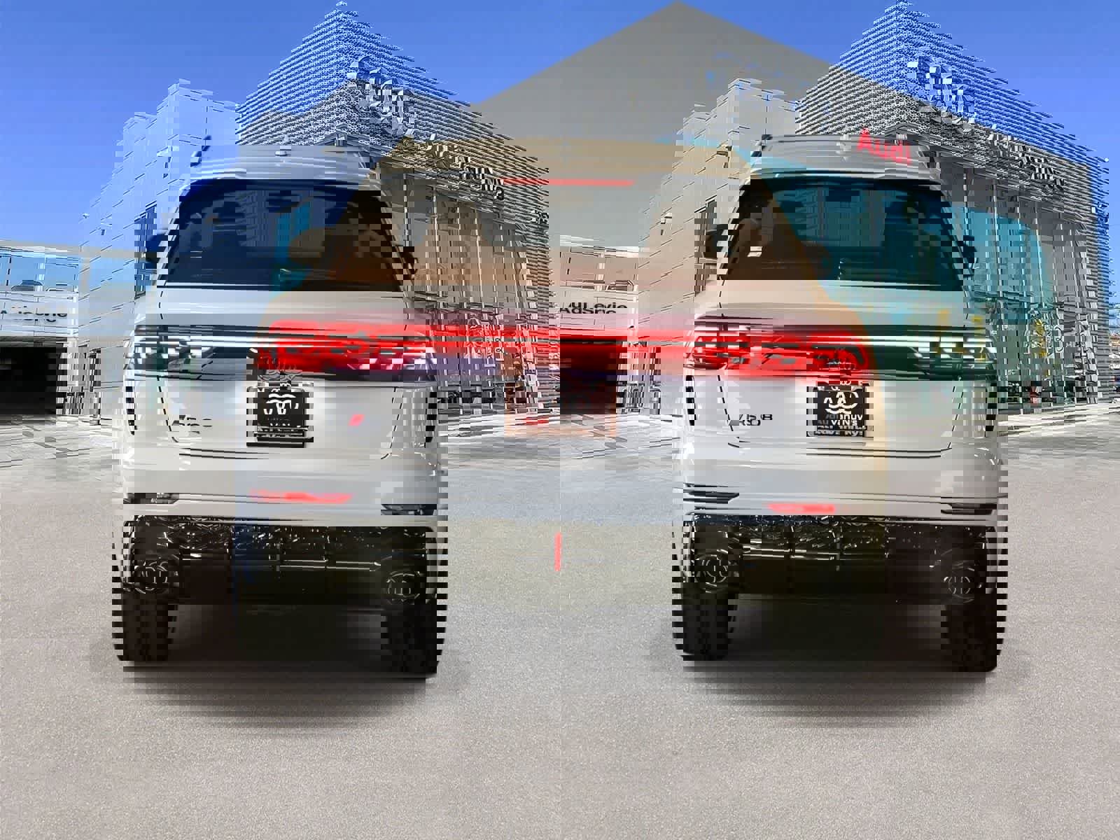 New 2026 Audi RS Q8 performance image 5