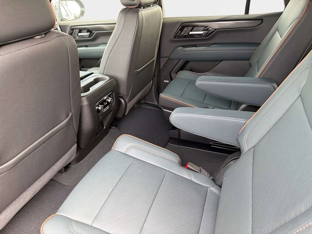 New 2026 GMC Yukon AT4 w/ Premium Trailering Package image 13