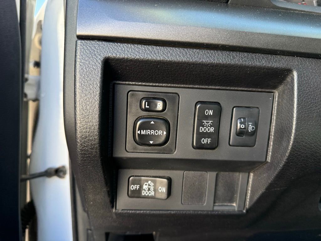 Used 2014 Toyota Tundra SR5 image 14