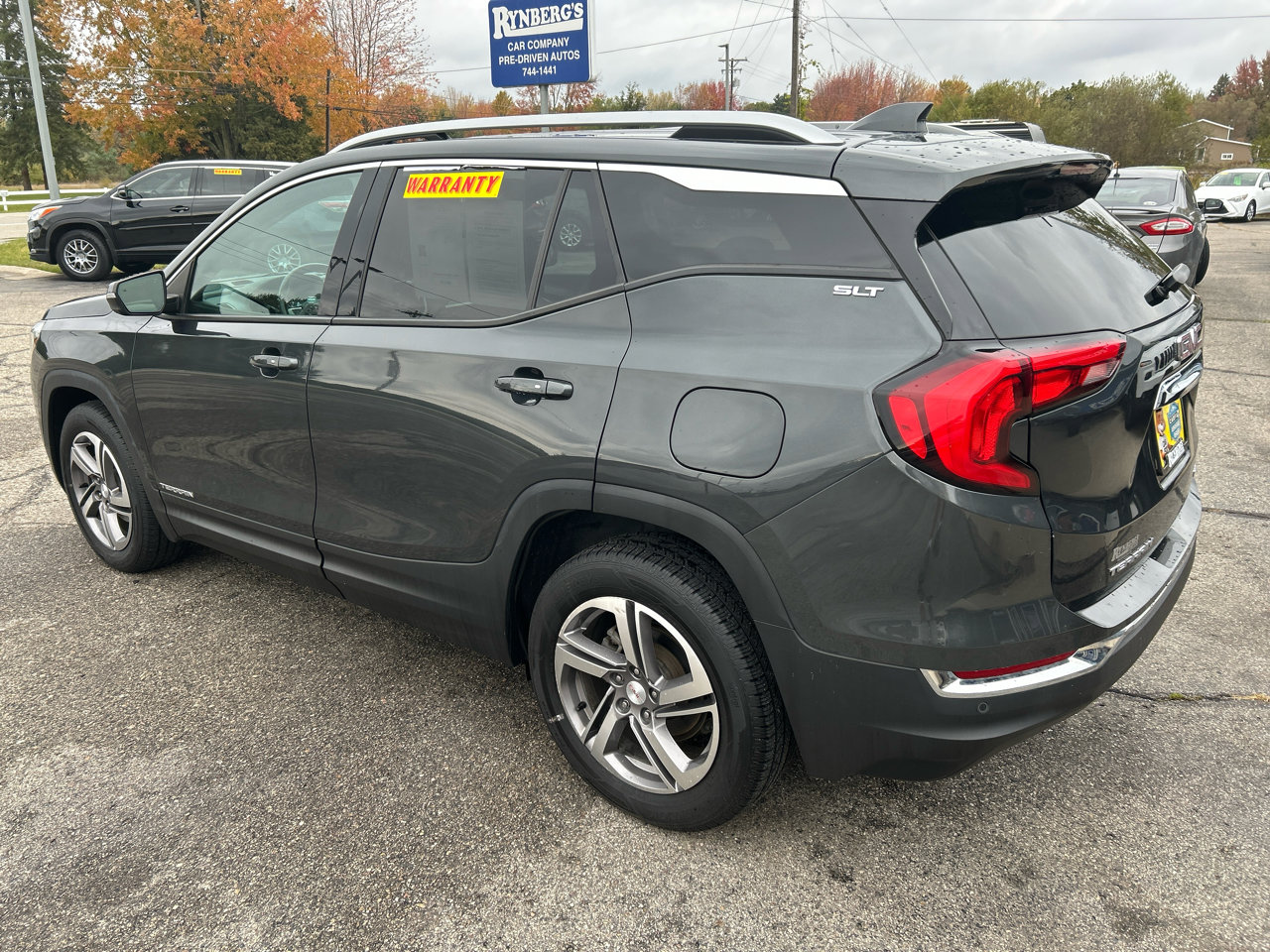 Used 2018 GMC Terrain SLT w/ Preferred Package image 2