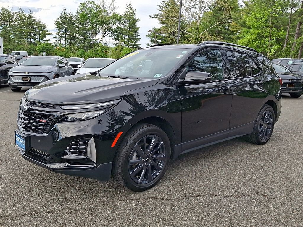 Used 2024 Chevrolet Equinox RS w/ RS Leather Package AWD/4WD image 3