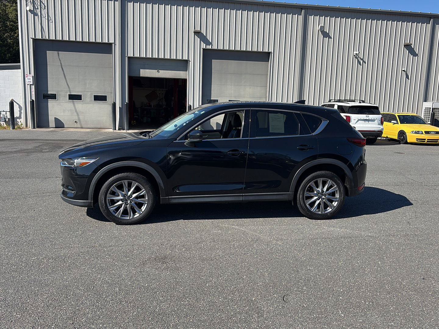 Used 2021 MAZDA CX-5 Grand Touring AWD/4WD image 3