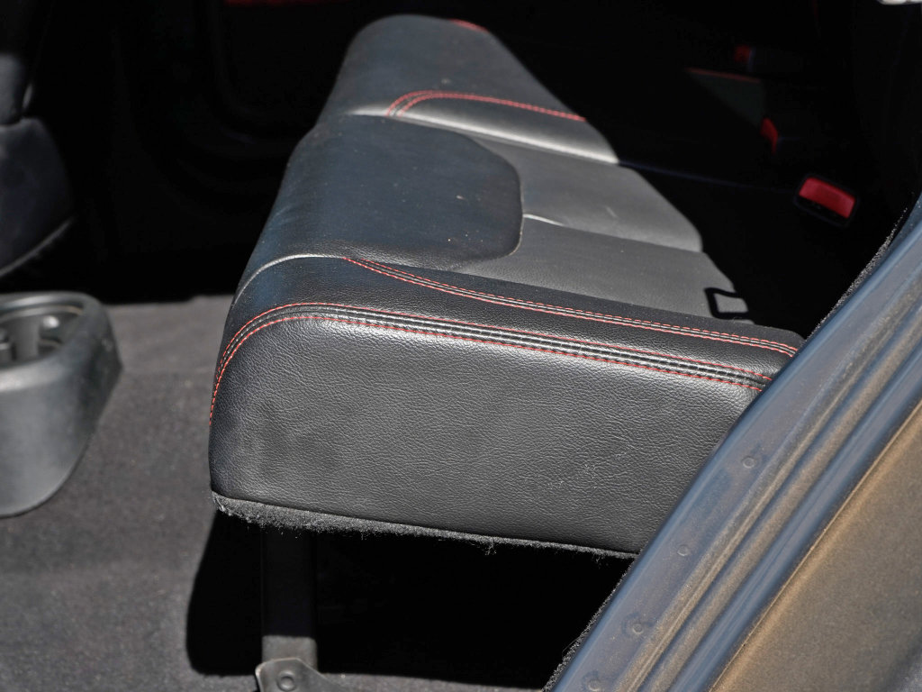 Used 2017 Jeep Wrangler Unlimited Rubicon image 8