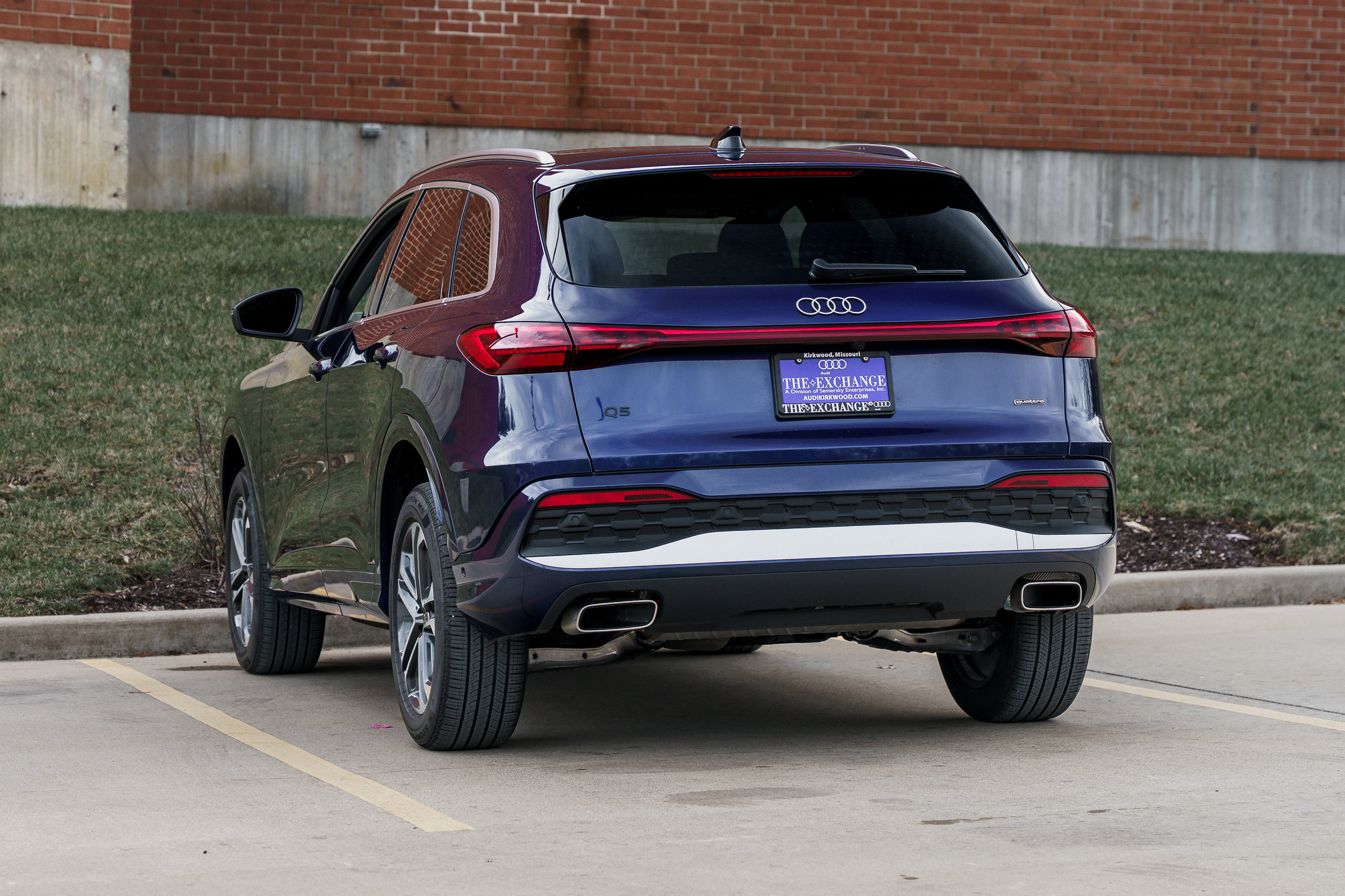 Certified 2025 Audi Q5 Premium w/ Convenience Package image 5