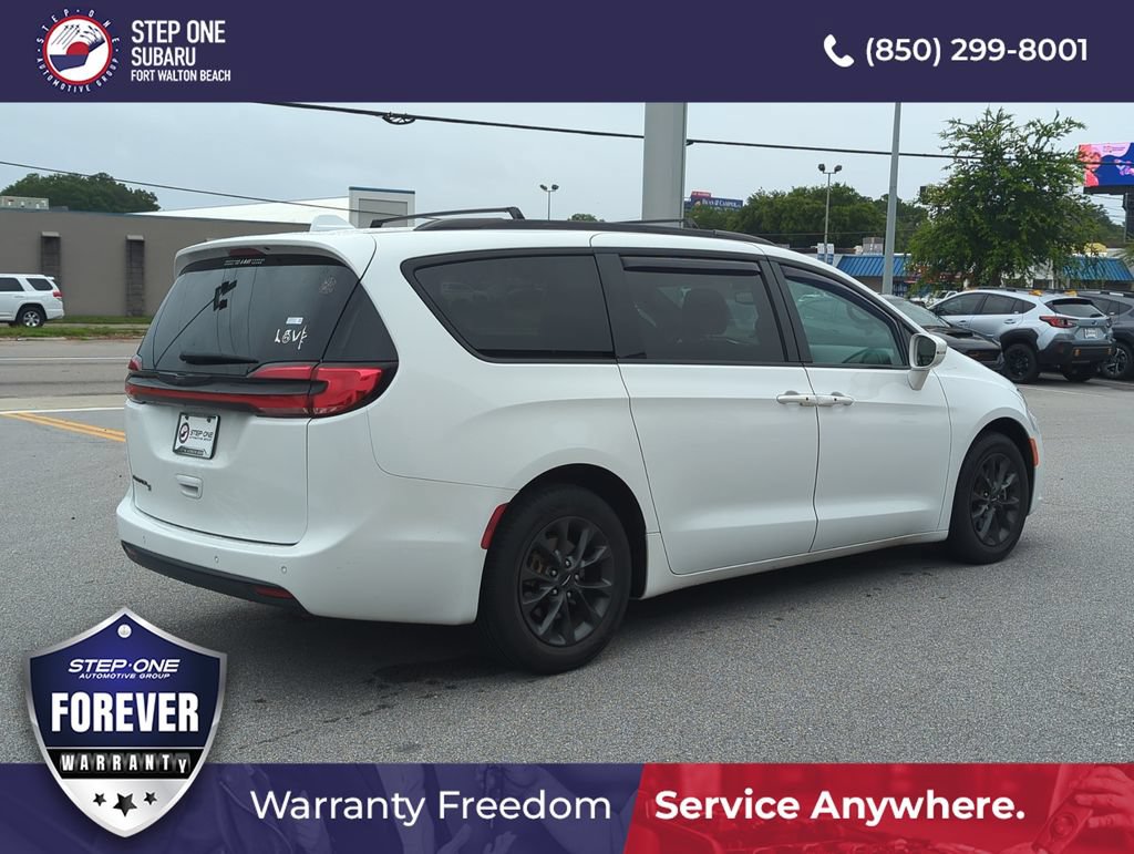 Used 2021 Chrysler Pacifica Touring w/ S Appearance Package FWD image 7