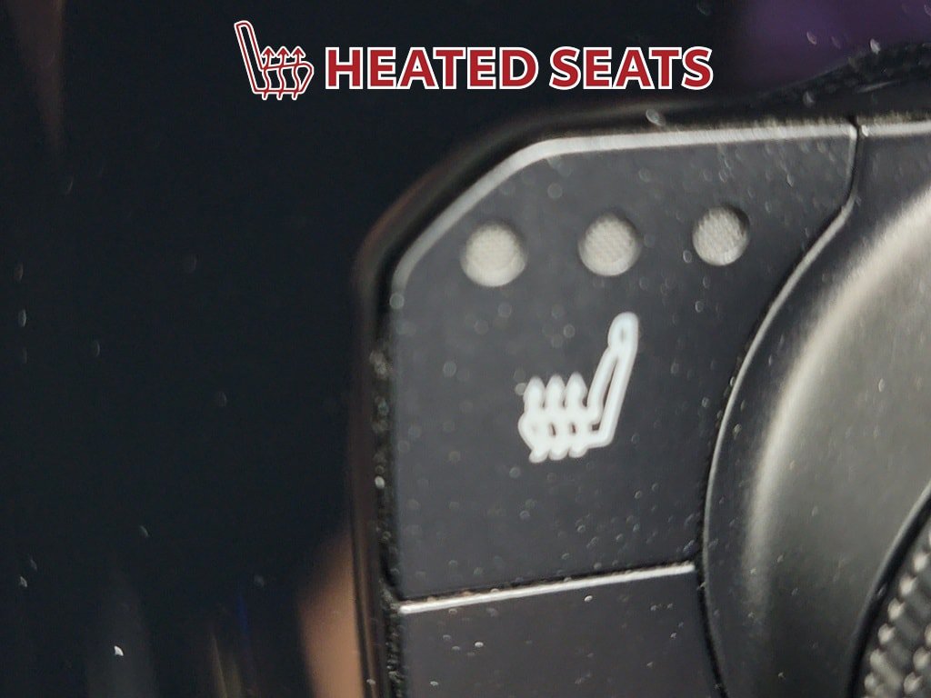 Used 2023 Toyota Highlander XLE AWD/4WD image 25