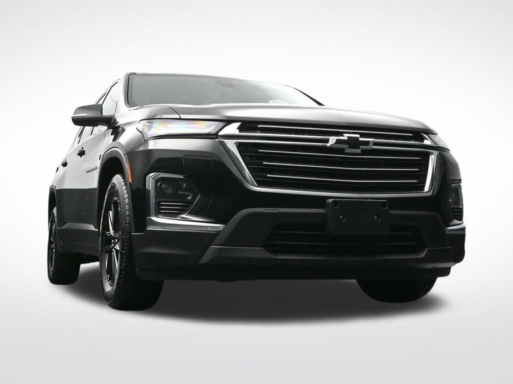 Used 2023 Chevrolet Traverse LT w/ LPO, Floor Liner Package image 32