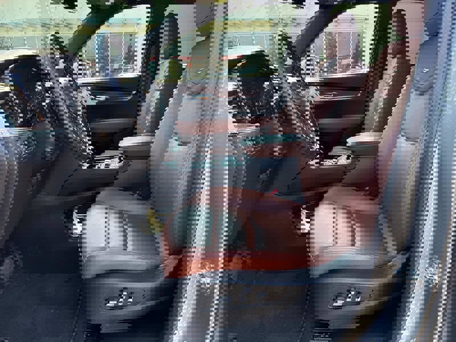 Used 2024 Cadillac XT5 Premium Luxury image 16